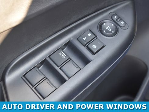 Used 2019 Honda Fit LX image 7