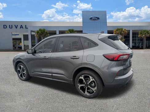 Used 2023 Ford Escape ST-Line Elite image 6