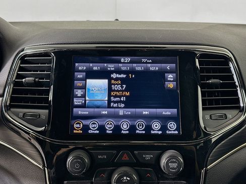 Used 2020 Jeep Grand Cherokee Limited X image 21