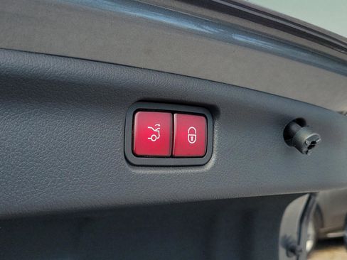 Certified 2023 Mercedes-Benz C 300 4MATIC Sedan image 6