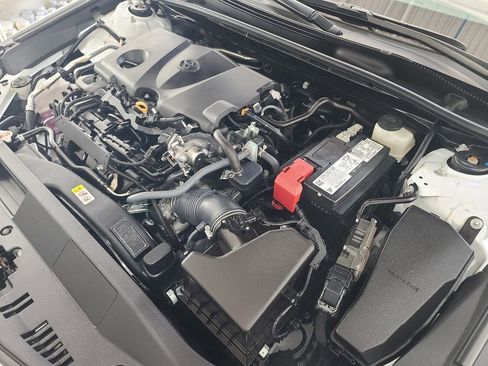 Used 2024 Toyota Camry SE image 38