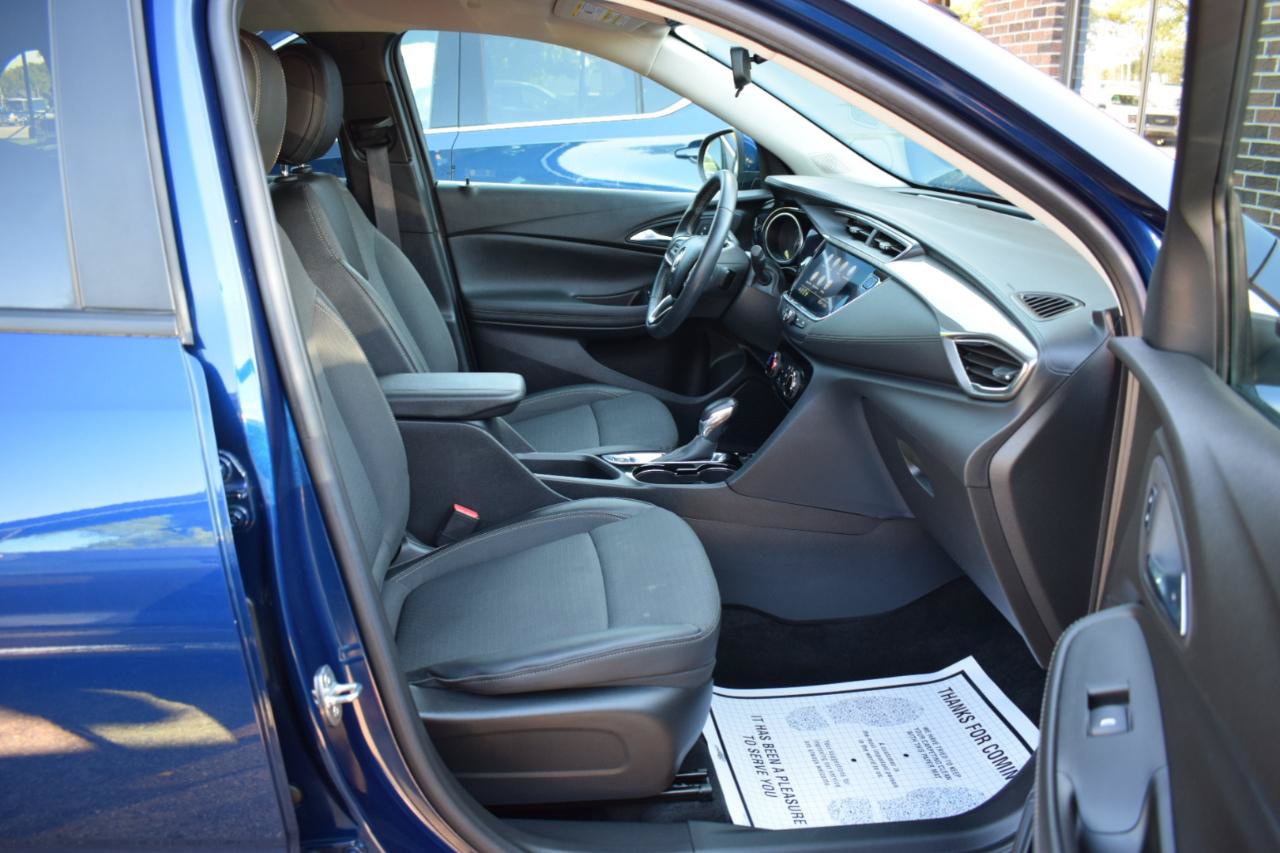 Used 2023 Buick Encore GX Preferred w/ Cold Weather Comfort Package FWD image 33