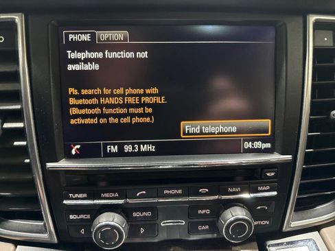 Used 2015 Porsche Panamera w/ Premium Package Plus image 81