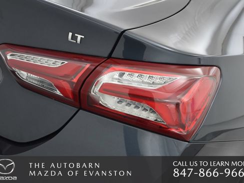 Used 2019 Chevrolet Malibu LT FWD image 35