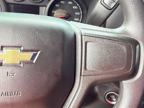 Used 2024 Chevrolet Silverado 2500 Custom w/ Custom Value Package image 8
