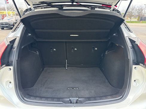 Used 2022 Nissan Kicks SR w/ Premium Package image 50