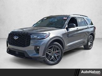 Used 2025 Ford Explorer ST-Line w/ ST-Line Street Pack video 1