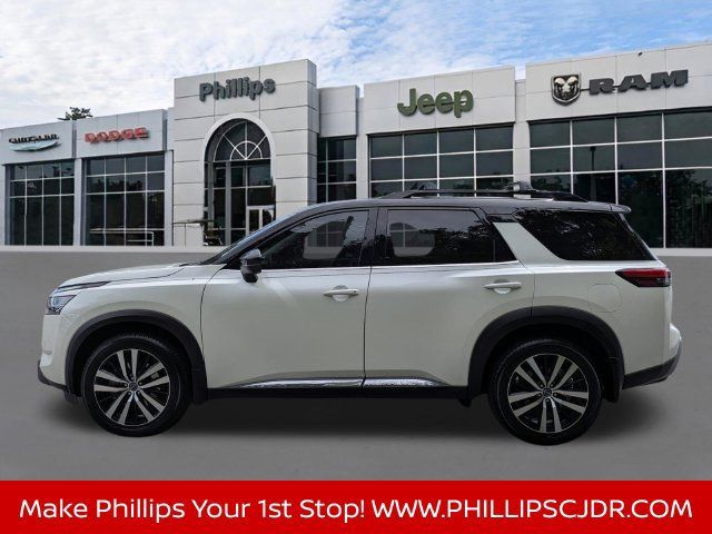 Used 2023 Nissan Pathfinder Platinum w/ Cargo Package AWD/4WD image 6