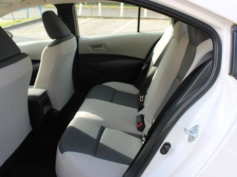 Used 2023 Toyota Corolla LE FWD image 13