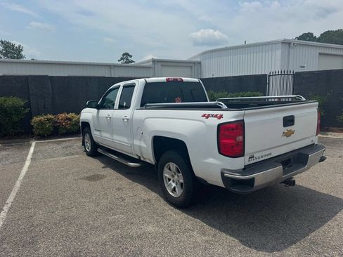 Used 2018 Chevrolet Silverado 1500 LT AWD/4WD image 3