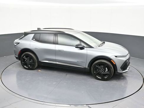 New 2026 Chevrolet Equinox EV RS image 57