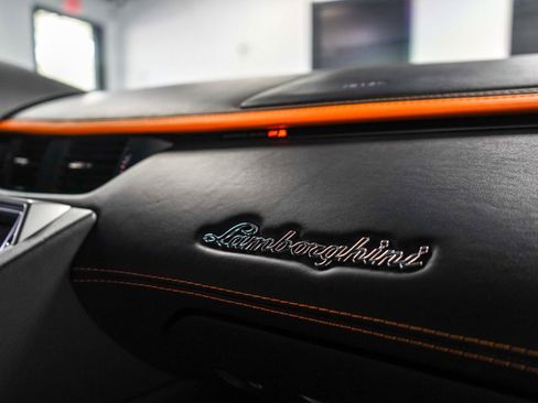 Used 2018 Lamborghini Aventador S AWD/4WD image 24