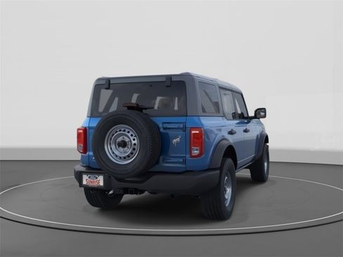 New 2025 Ford Bronco 4-Door image 8