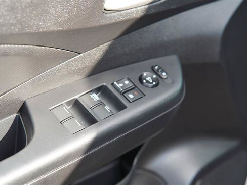 Used 2016 Honda CR-V LX image 39