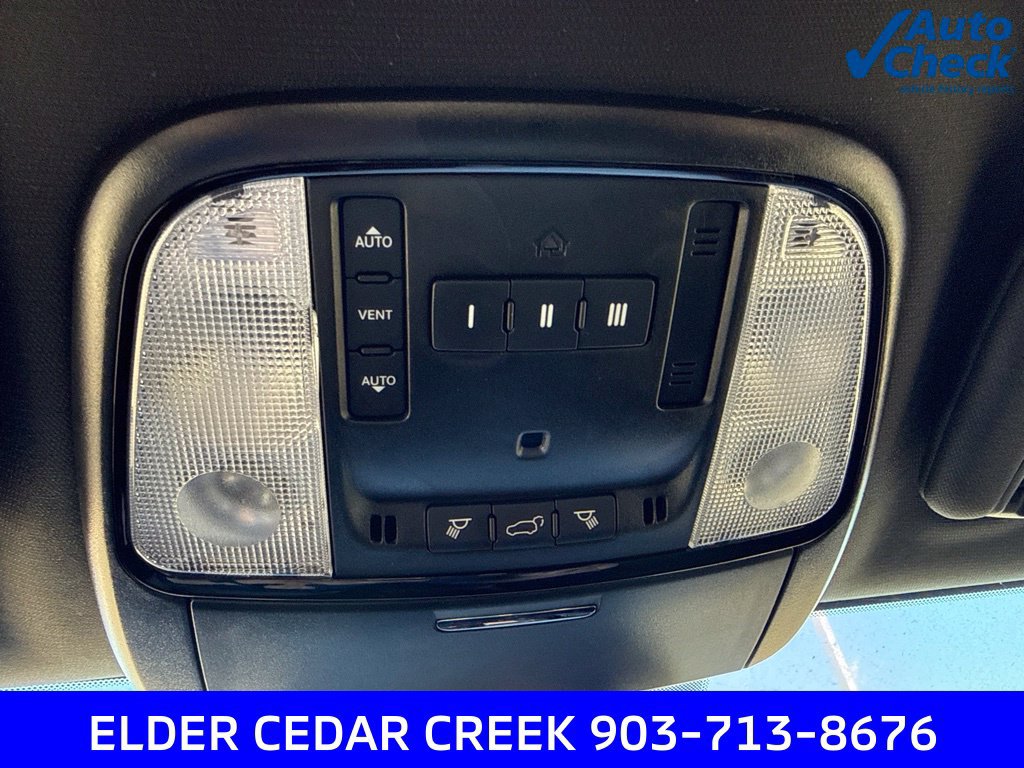 Used 2023 Dodge Durango GT RWD image 34