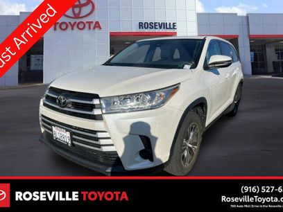 Certified 2019 Toyota Highlander LE