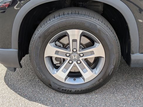 Used 2025 Honda Pilot EX-L image 10