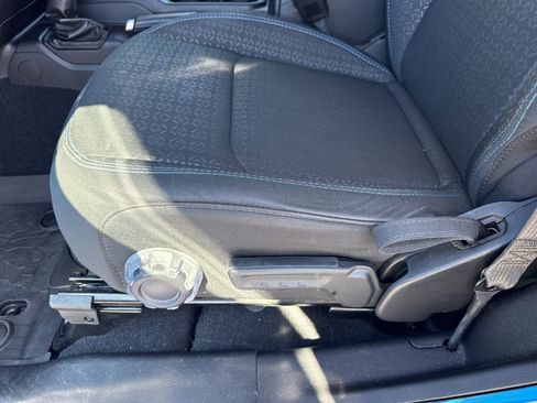 Used 2021 Jeep Wrangler Sport image 15