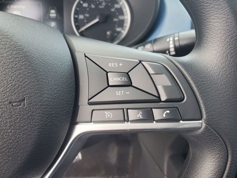 New 2025 Nissan Versa SV w/ Trunk Package FWD image 30