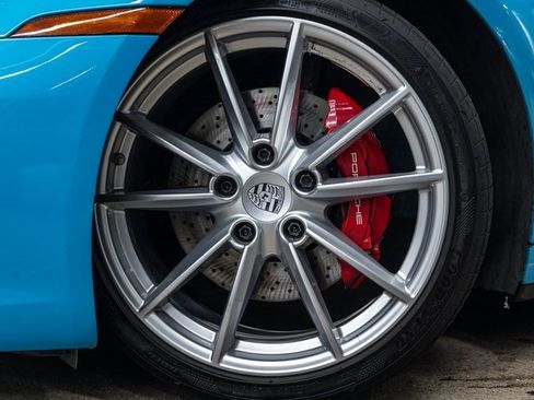 Used 2020 Porsche 911 Carrera S image 17