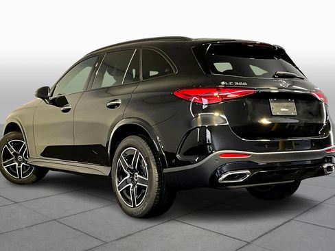 New 2026 Mercedes-Benz GLC 300 4MATIC image 3
