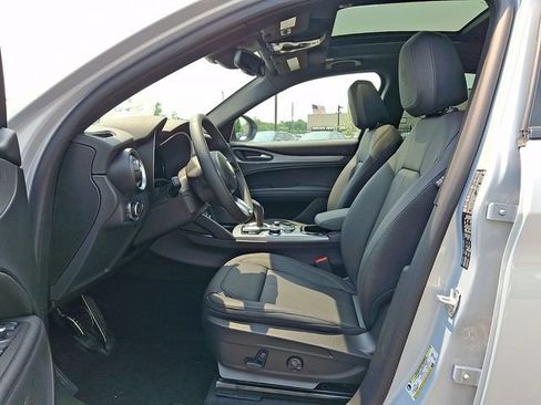 New 2026 Alfa Romeo Stelvio Sprint AWD/4WD image 9