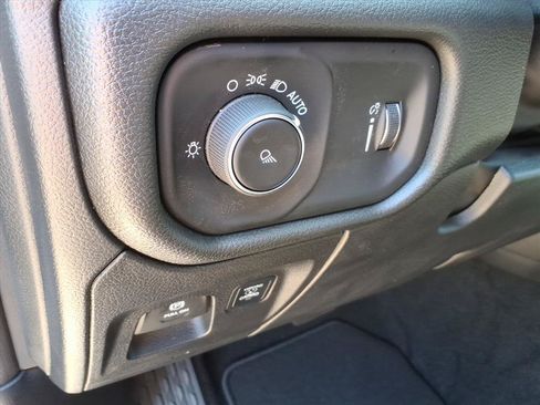 New 2026 RAM 1500 Tradesman AWD/4WD image 23