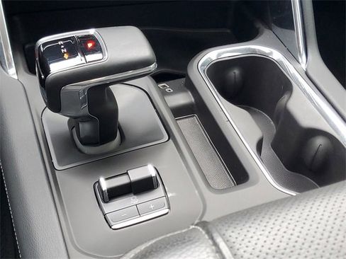 Certified 2024 GMC Sierra 1500 Denali w/ Technology Package image 27