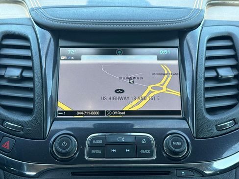 Used 2019 Chevrolet Impala Premier FWD image 10