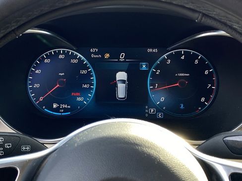 Used 2021 Mercedes-Benz GLC 300 4MATIC image 15