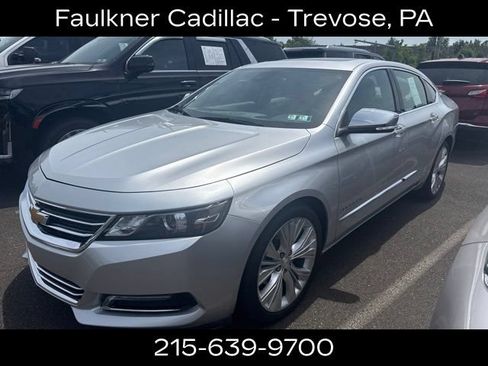 Used 2017 Chevrolet Impala Premier w/ Enhanced Convenience Package FWD image 4
