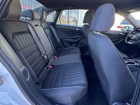 Used 2019 Volkswagen Jetta GLI image 23