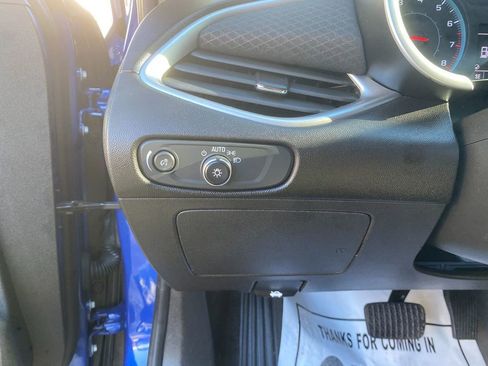 Used 2023 Chevrolet Malibu LT image 14