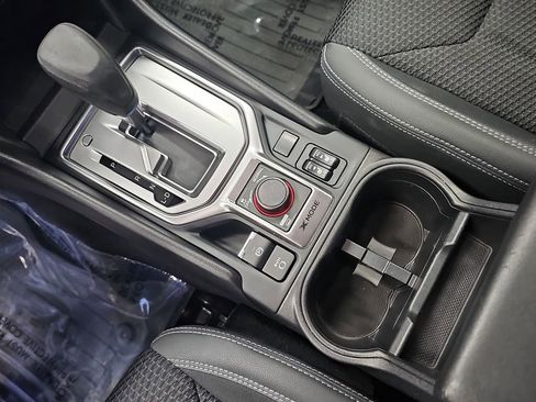 Used 2023 Subaru Forester Premium image 24