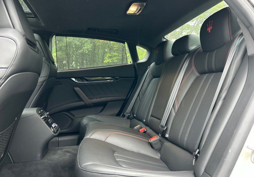 Used 2024 Maserati Quattroporte Modena Ultima Q4 AWD/4WD image 21