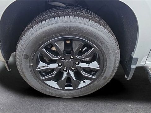 Used 2022 Chevrolet Silverado 1500 LT image 18