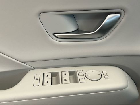 New 2026 Hyundai Kona SEL Premium image 30