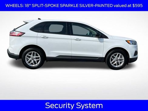 Certified 2024 Ford Edge SE image 3