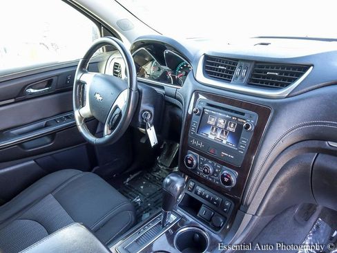 Used 2016 Chevrolet Traverse LT image 26