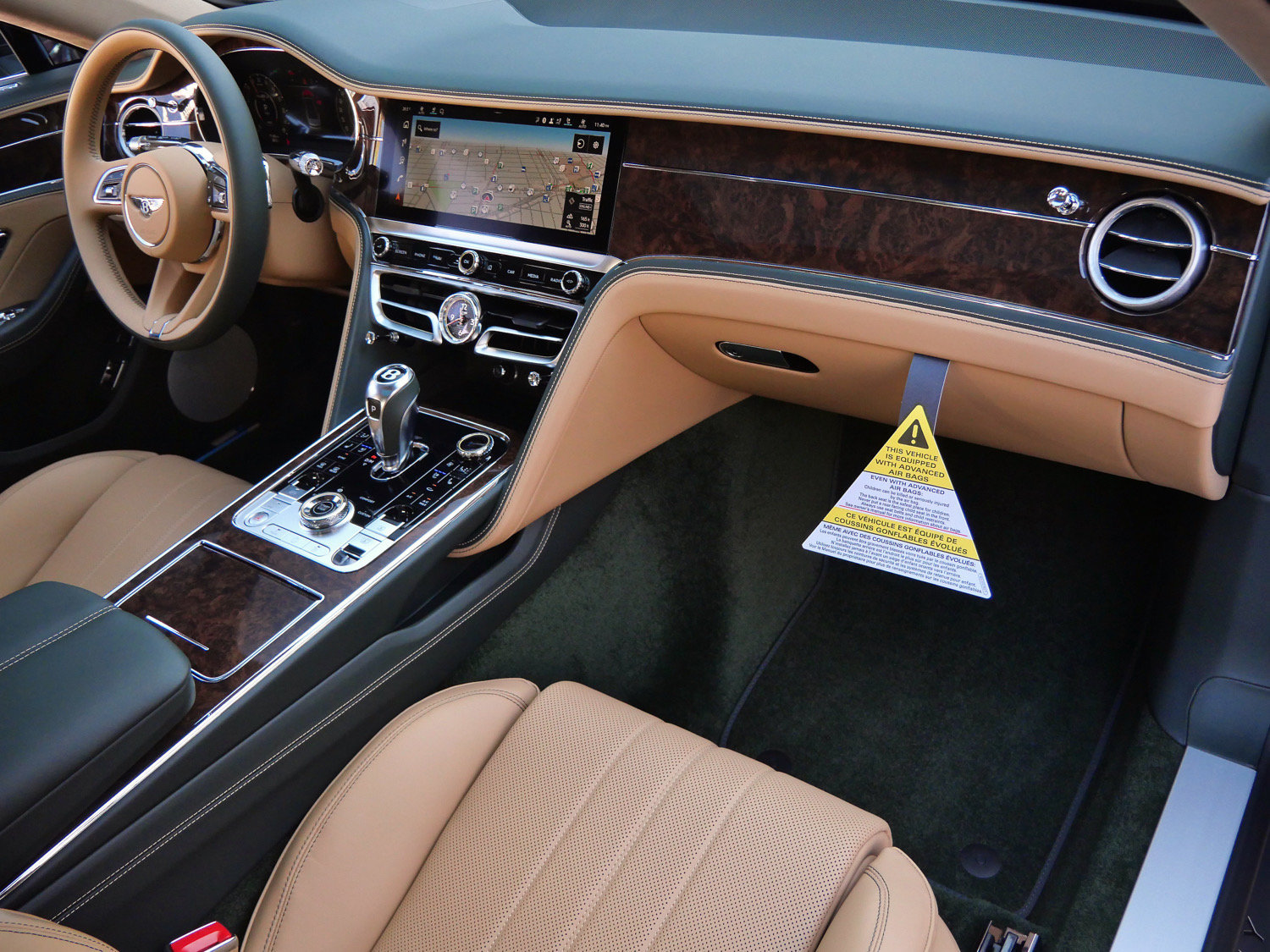 New 2026 Bentley Flying Spur V8 AWD/4WD image 2