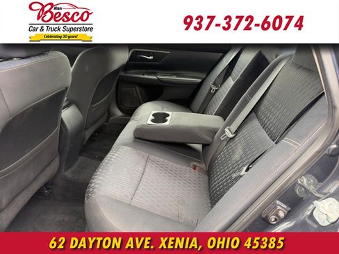 Used 2018 Nissan Altima 2.5 SV FWD image 9