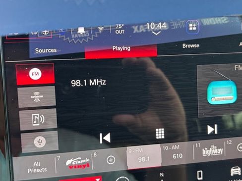 Used 2025 Dodge Durango GT AWD/4WD image 35