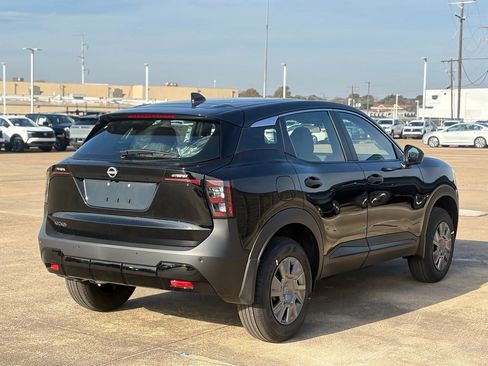 New 2026 Nissan Kicks S image 7