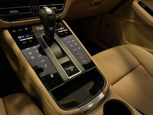 New 2026 Porsche Macan S AWD/4WD image 19