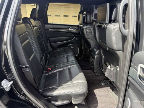 Used 2018 Jeep Grand Cherokee SRT AWD/4WD image 21