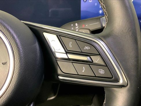 Used 2025 Buick Envision Preferred image 19