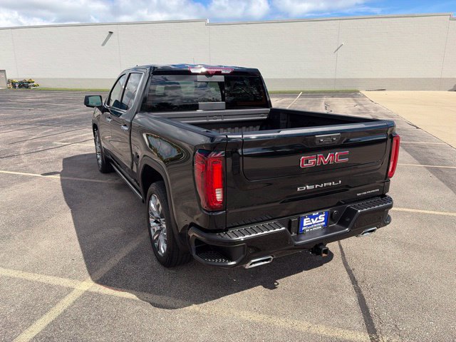Used 2026 GMC Sierra 1500 Denali w/ Denali Reserve Package AWD/4WD image 4