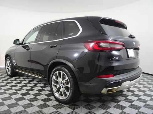 Certified 2023 BMW X5 xDrive40i AWD/4WD image 5