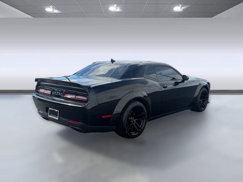 Used 2022 Dodge Challenger SRT Hellcat RWD image 9