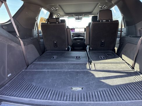 Used 2025 Cadillac Escalade Premium Luxury w/ Touring Package image 37